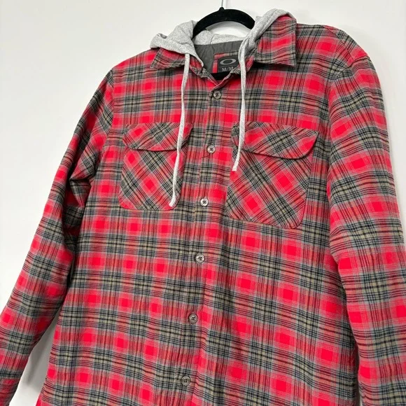Oakley Mens Hooded Quilted Red Flannel Shirt Jacket Size M Plaid Patterned - Picture 2 of 14